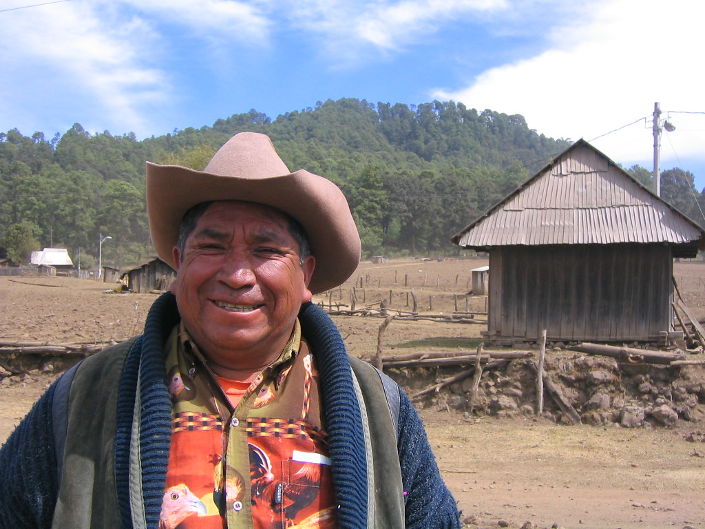 Personas de un pueblo indígena de Michoacán, México