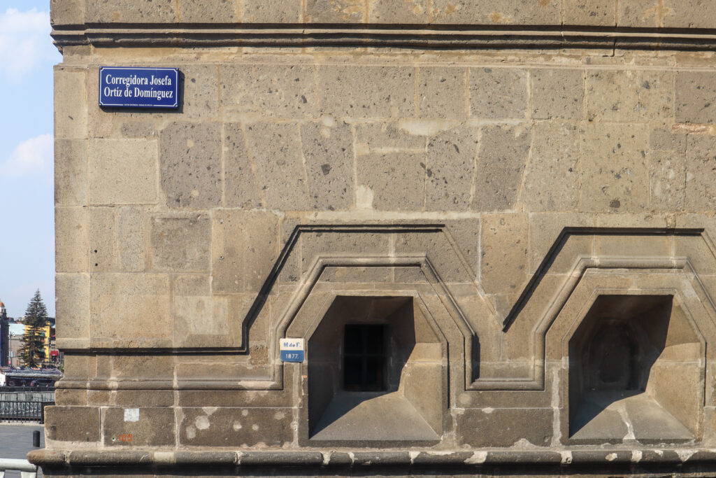 Fachada del Palacio Nacional en la Ciudad de México, sede de la reunión entre Sheinbaum y Felipe VI