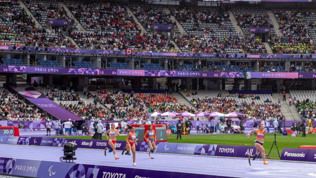 El concierto se transmite desde el Estadio Asiad de Busan, un lugar de enorme valor simbólico para el grupo.