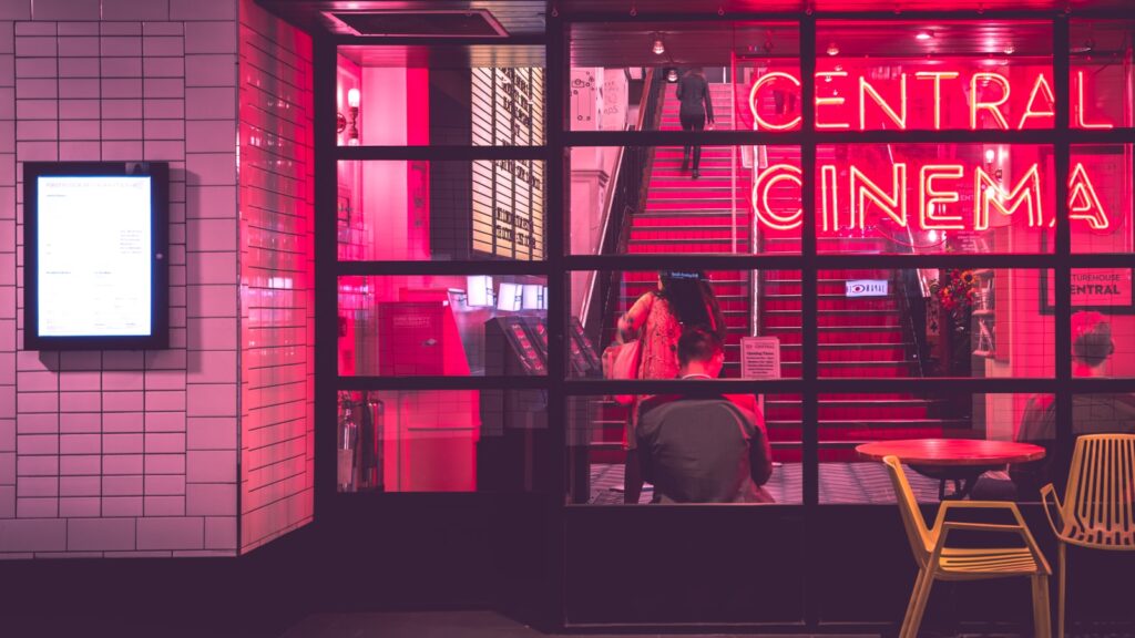 Butacas de cine durante el estreno de una superproducción de Hollywood