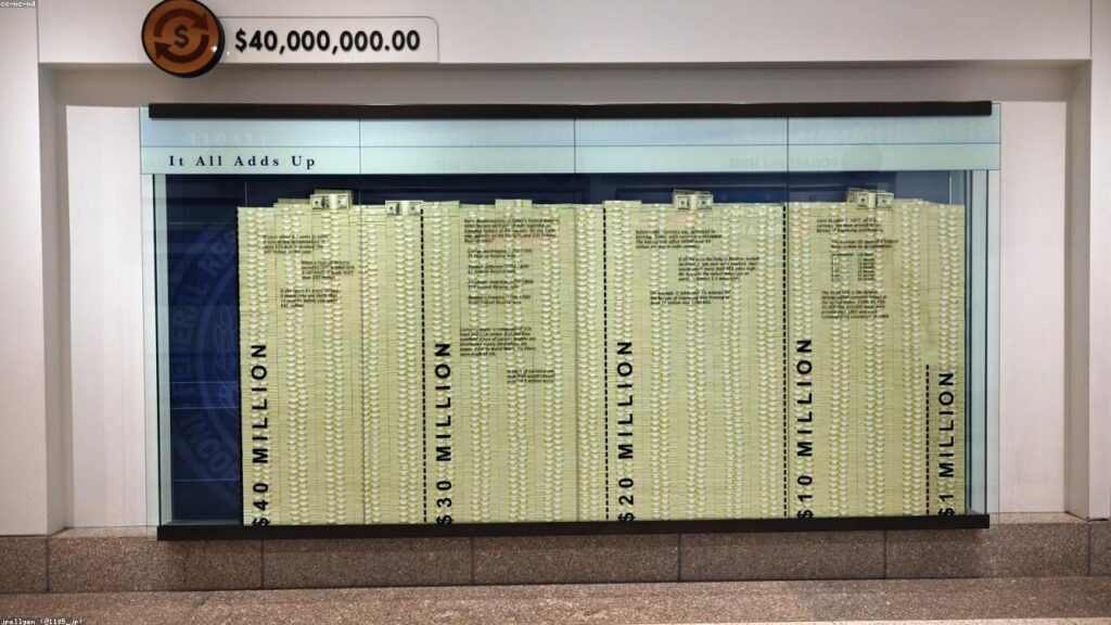El tipo de cambio del dólar varía entre el interbancario y la ventanilla bancaria.