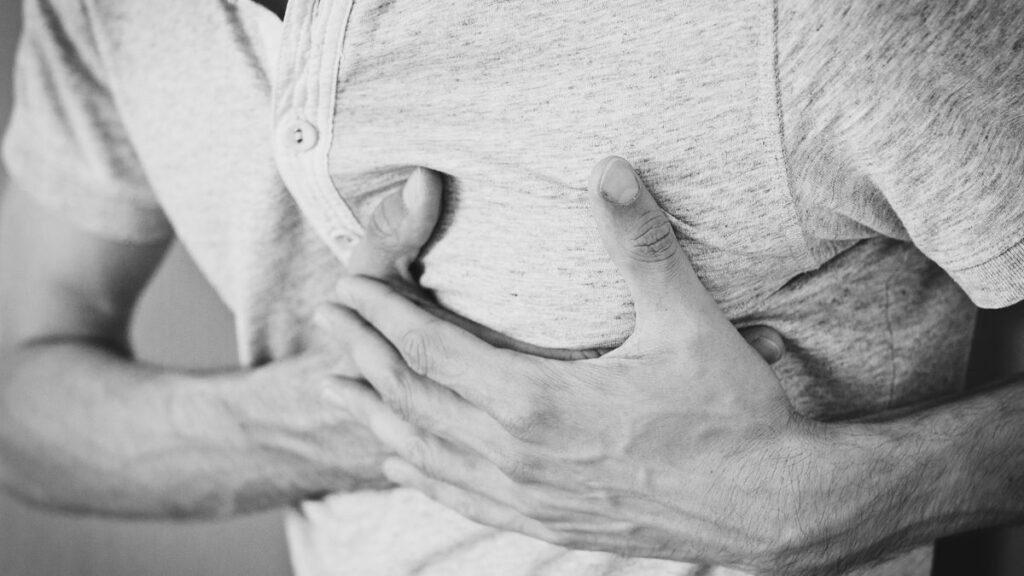 Señales de alerta de un infarto que no debes ignorar: actúa rápido