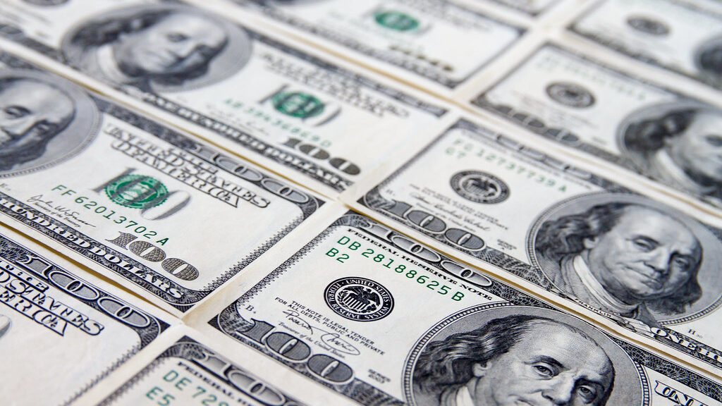 Billetes de cien dolares, tipo de cambio frente al peso
