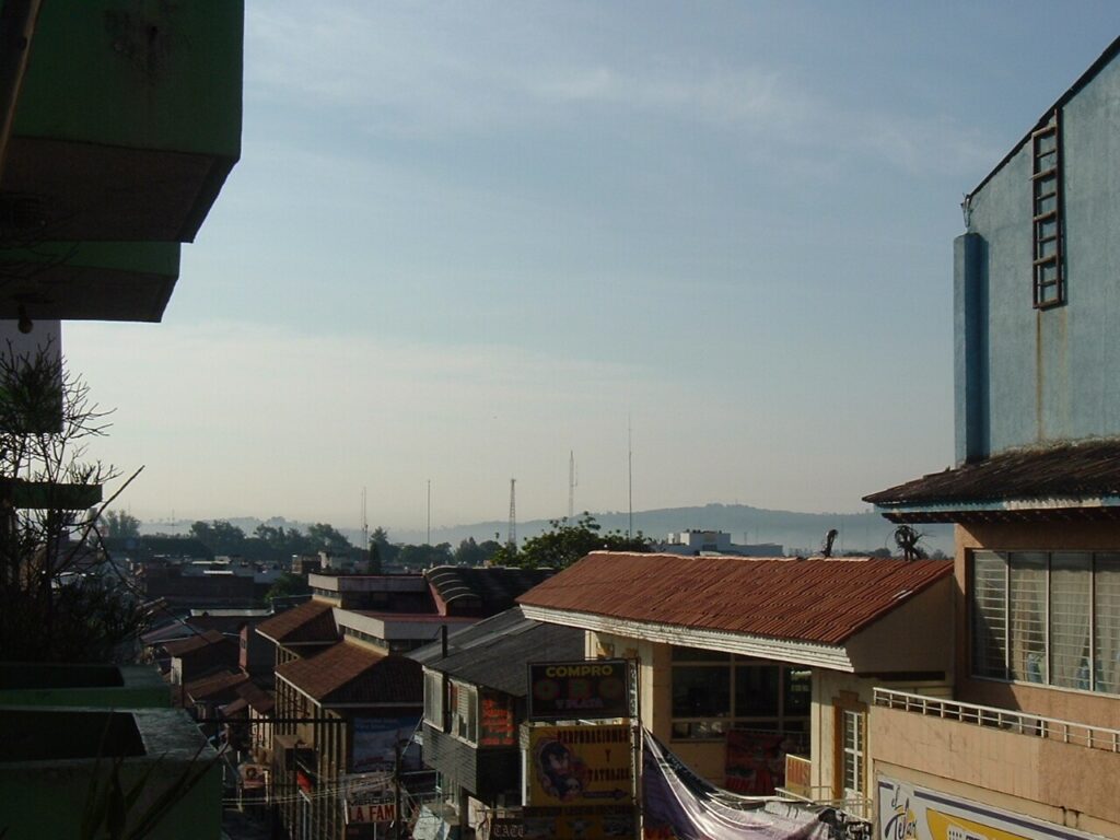 Paisaje urbano de la ciudad de Uruapan, Michoacán