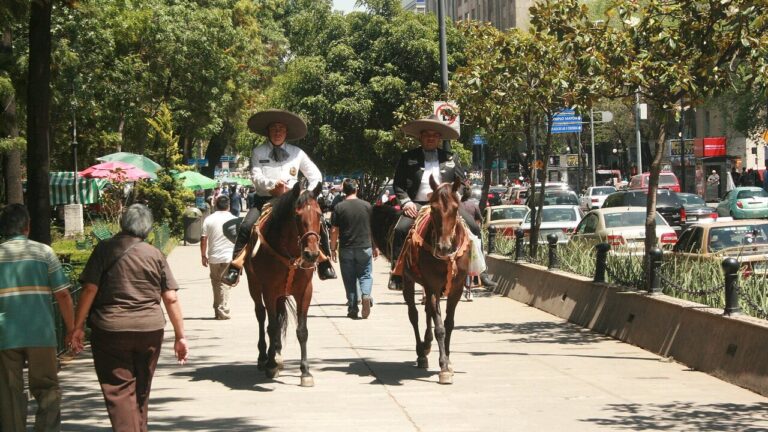 Detienen a cuatro de Los Malcriados 3AD por extorsión en CDMX